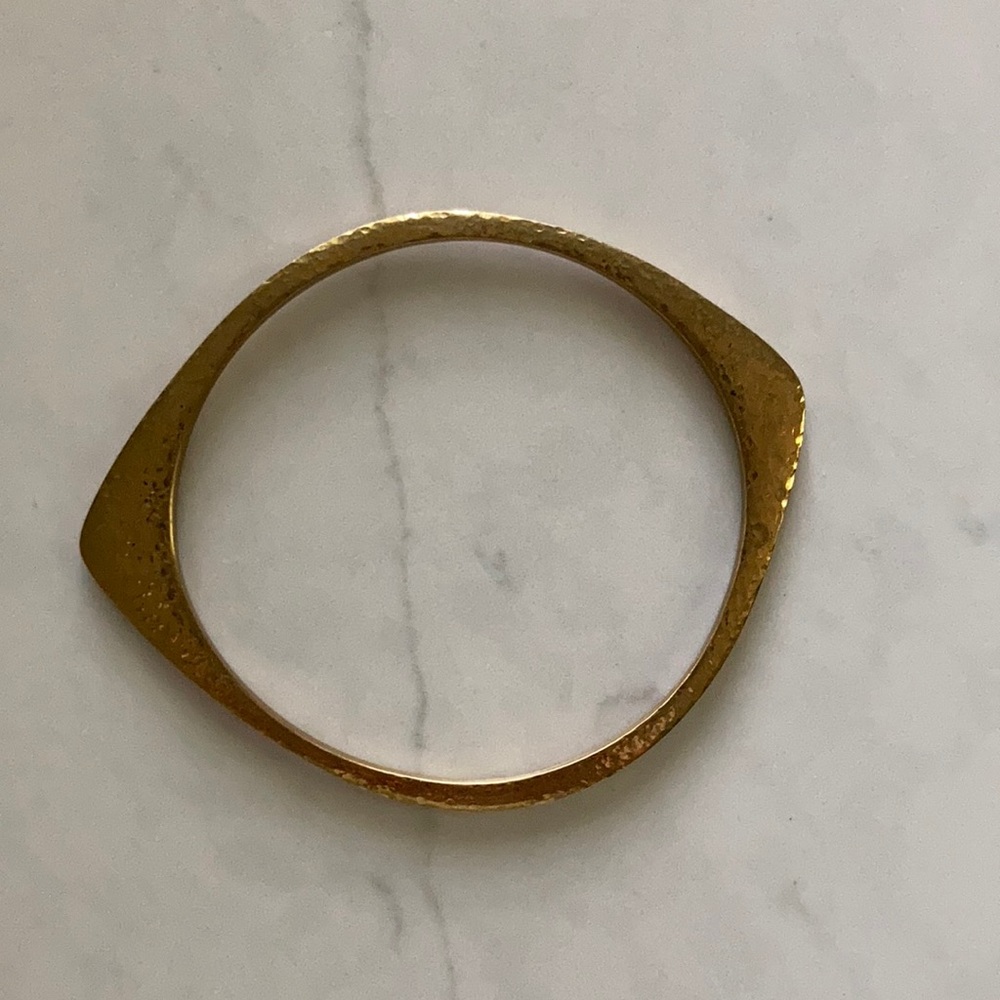 Gold bracelet